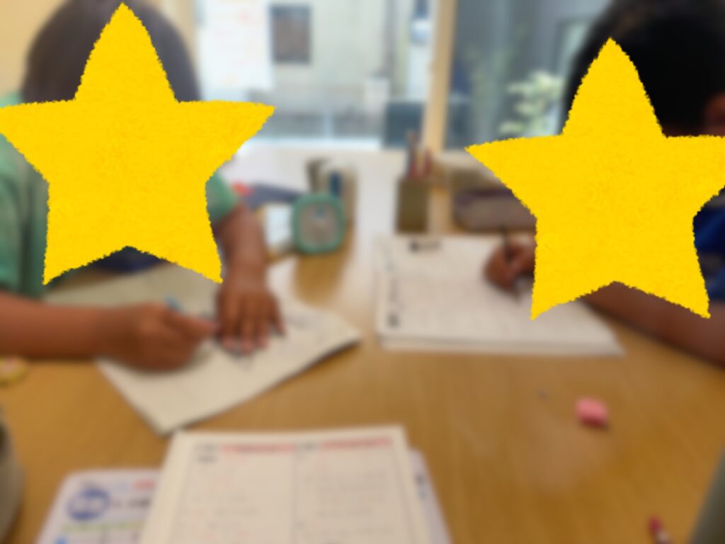 夏期講習を受ける小学生、中学生、高校生②